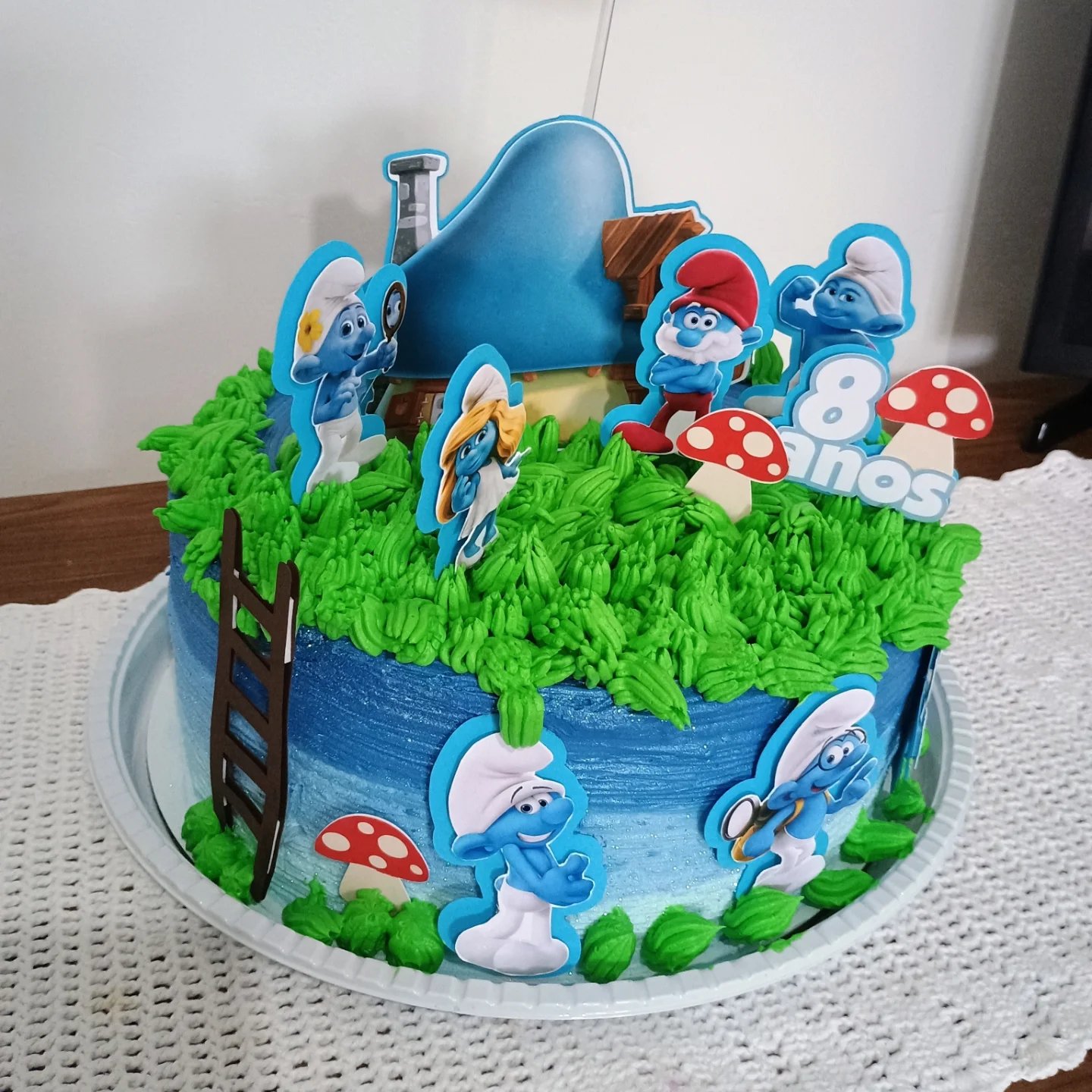 Bolo temático Smurfs